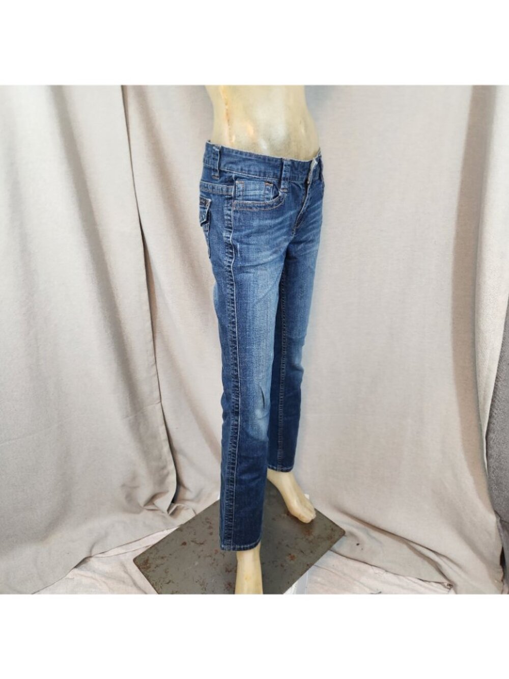 Calvin Klein Lean Boot Cut Med Wash Denim Blue Jeans Size 6 MEDIUM 28 W x 29 I - Picture 3 of 8
